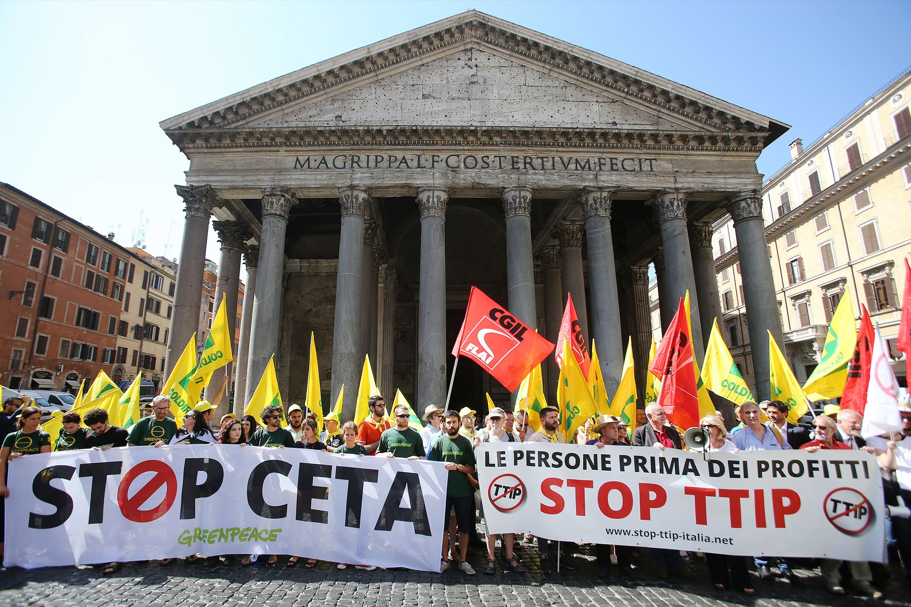 Protest gegen CETA und TTIP in Rom, Italien.