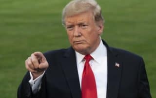 dpa120537126_donald_trump