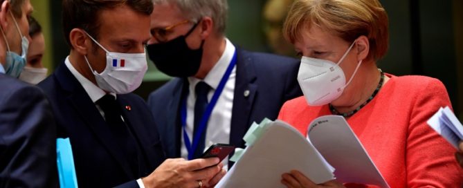 dpa220375038_angela_merkel_macron_bruessel