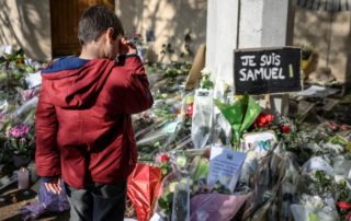 dpa223349925_paris_lehrer_enthauptet