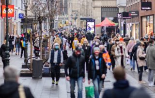 dpa226152669_innenstadt_einkauf_inflation